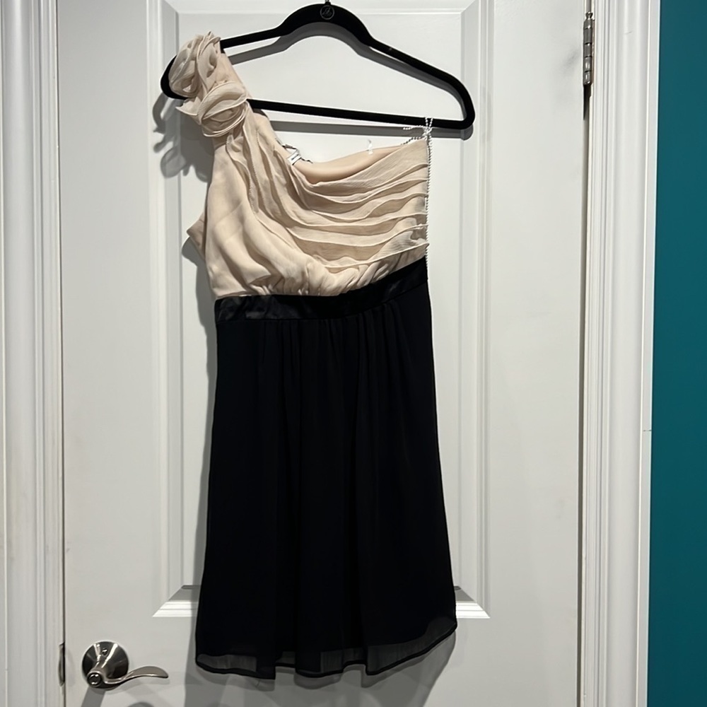 Max and Cleo dress. Size 6.